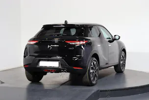 DS Automobiles 3 Crossback 1.2 Hybrid Diva