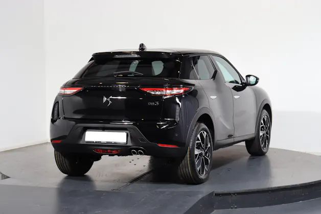 DS Automobiles 3 Crossback 1.2 Hybrid Diva