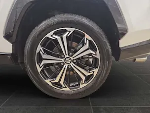 Suzuki Across 2.5 PHEV Compact Top 4x4