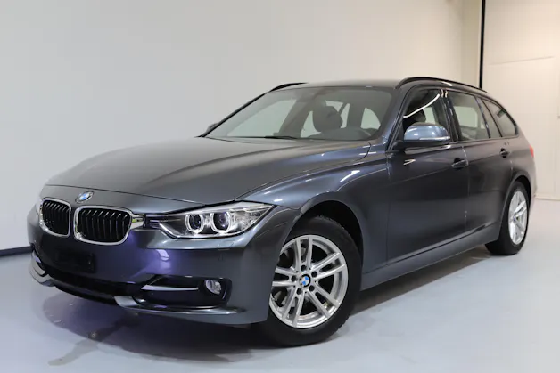 BMW 320d xDrive Touring
