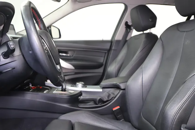 BMW 320d xDrive Touring