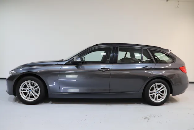 BMW 320d xDrive Touring