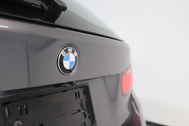 BMW 320d xDrive Touring