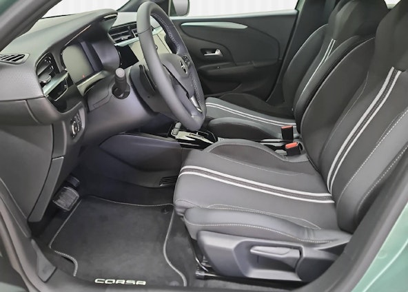 Vehicle image 5 Vehicle image 5