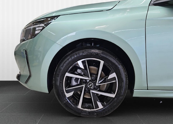 Vehicle image 11 Vehicle image 11