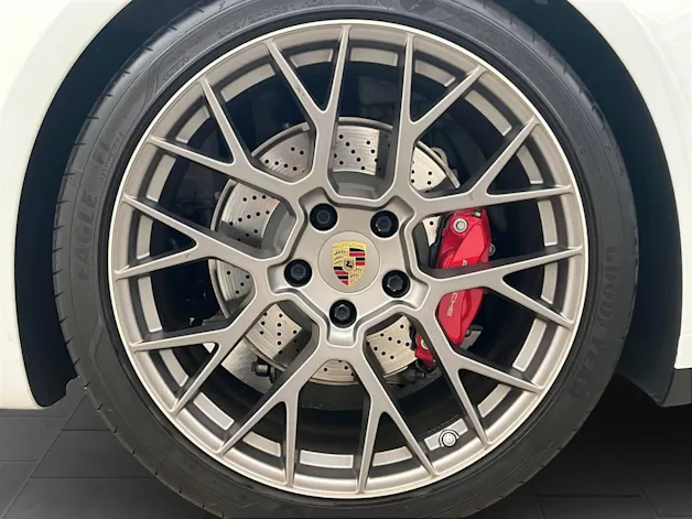 Porsche 911 Carrera 4S Cabriolet