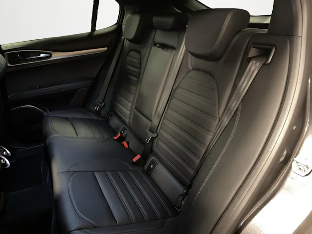 Alfa Romeo STELVIO 2.0 Q4 280 Veloce
