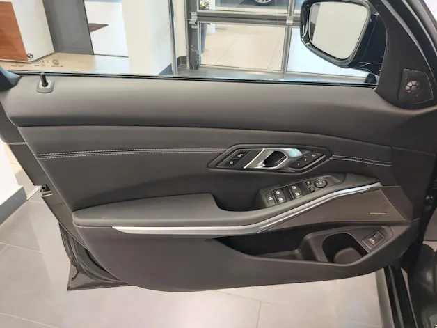 BMW 320d xDrive M Sport Limousine