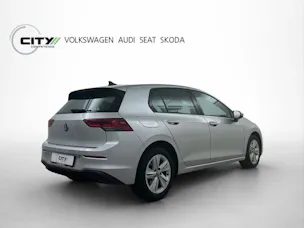 VW Golf 2.0 TDI Life DSG