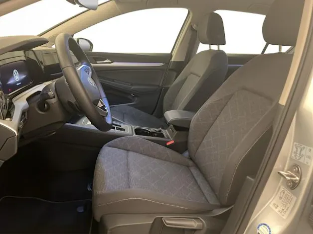 VW Golf 2.0 TDI Life DSG
