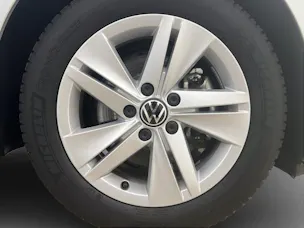 VW Golf 2.0 TDI Life DSG