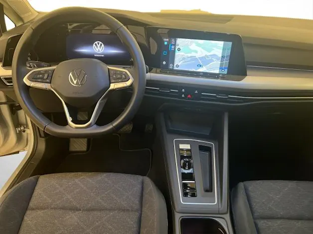 VW Golf 2.0 TDI Life DSG