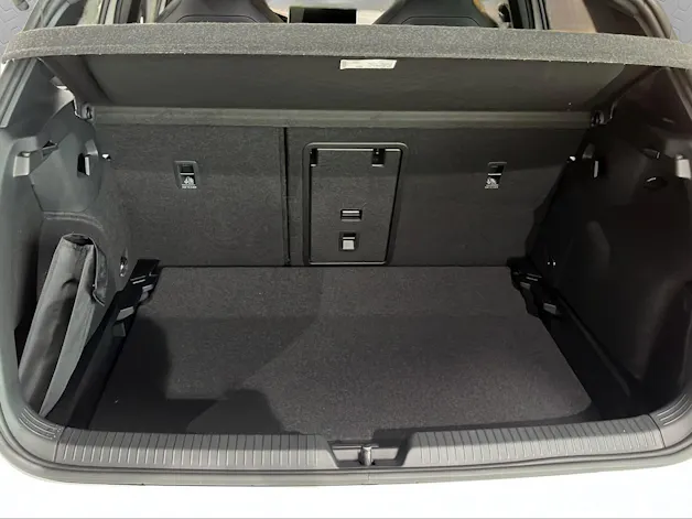 VW Golf 1.5 e TSI mHEV R-Line DSG