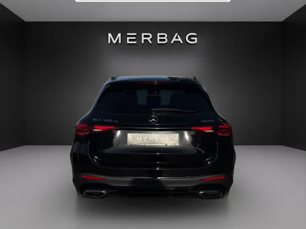 Mercedes-Benz GLC 300 de 4M 9G-Tronic