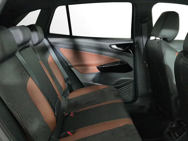 VW ID.4 Pro Performance 77 kWh Family