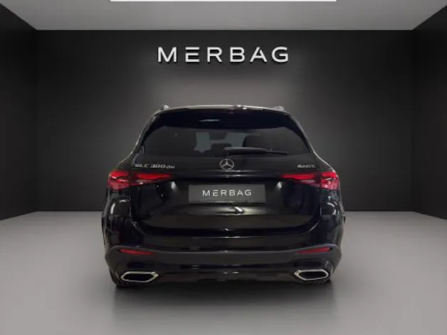 Mercedes-Benz GLC 300 de 4M 9G-Tronic