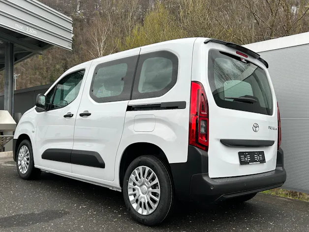 Toyota Proace City Verso L1 1.2 110 Comfort