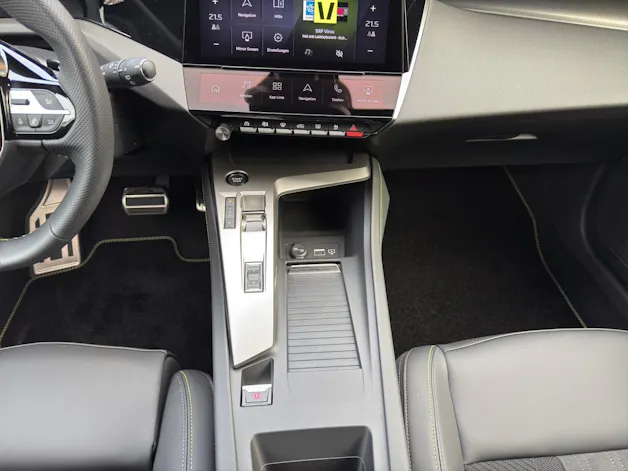 Peugeot 308 SW GT 1.6 PHEV 225