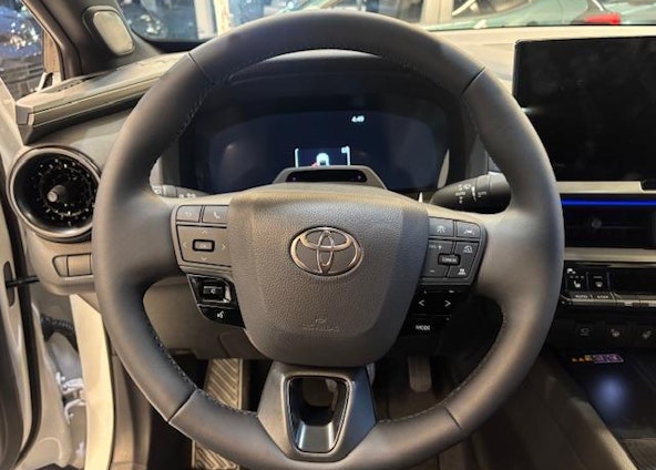 Vehicle image 7 Vehicle image 7