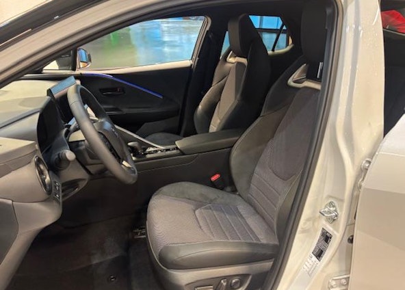 Vehicle image 10 Vehicle image 10