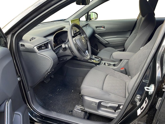 Vehicle image 5 Vehicle image 5