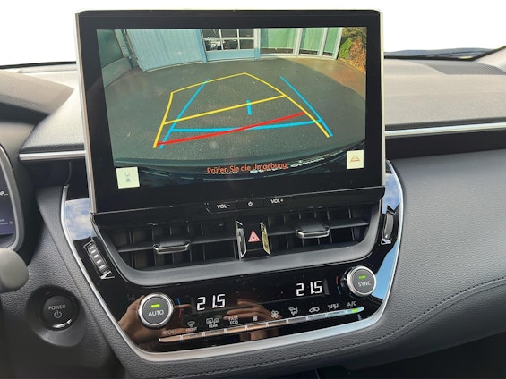 Vehicle image 9 Vehicle image 9