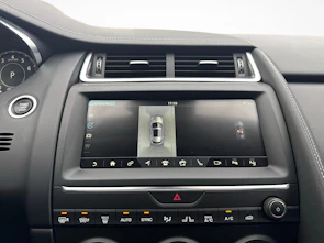 Fahrzeugbild JAGUAR E-Pace 2.0 T 250 R-Dynamic SE AWD