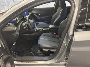 Peugeot 208 1.2 Hybrid 145 GT