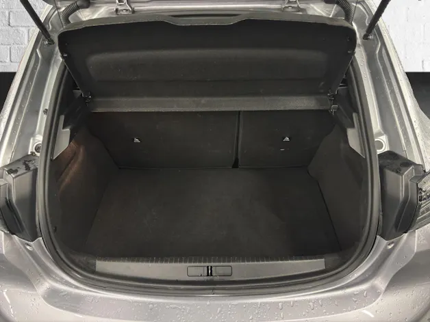 Peugeot 208 1.2 Hybrid 145 GT