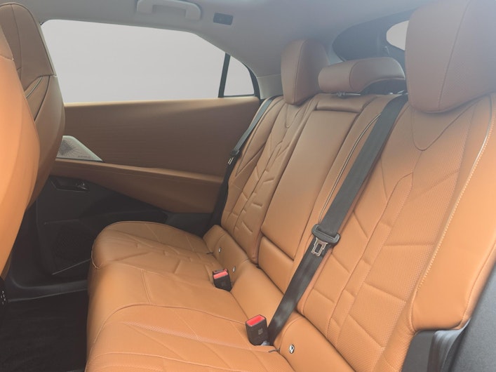 Vehicle image DS AUTOMOBILES DS N°8