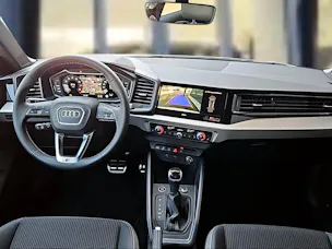 Audi A1 Sportback 30 TFSI S Line Attraction S-tronic Gletscherweiss Metallic