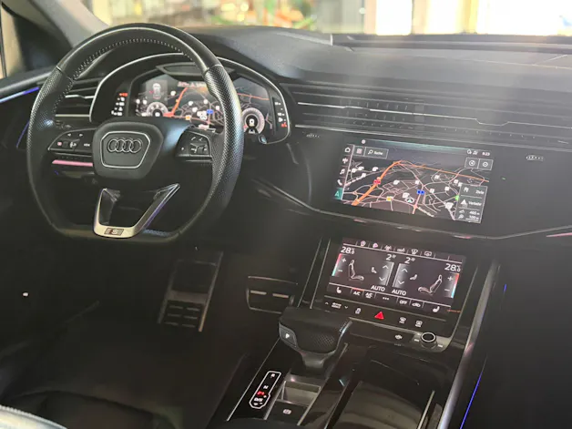 Audi Q8 50 TDI quattro tiptronic