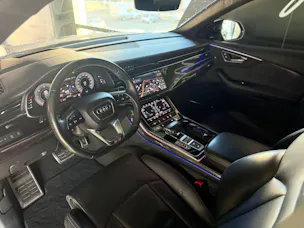 Audi Q8 50 TDI quattro tiptronic