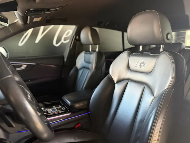 Audi Q8 50 TDI quattro tiptronic