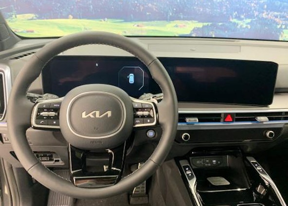 Vehicle image 6 Vehicle image 6