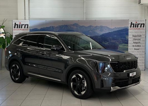 First vehicle image First vehicle image