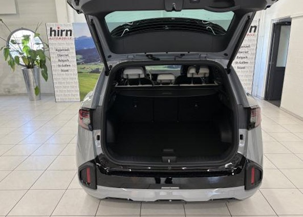 Vehicle image 6 Vehicle image 6