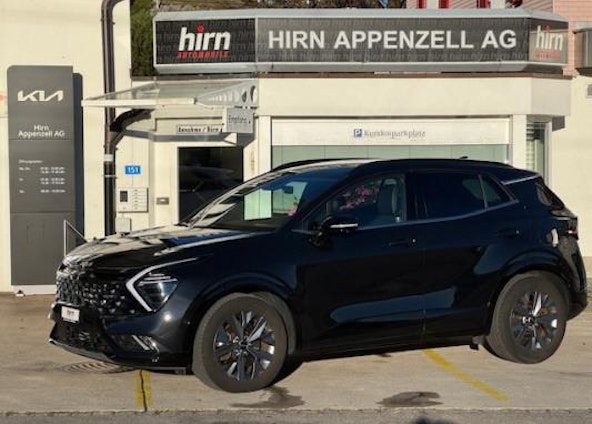 First vehicle image First vehicle image