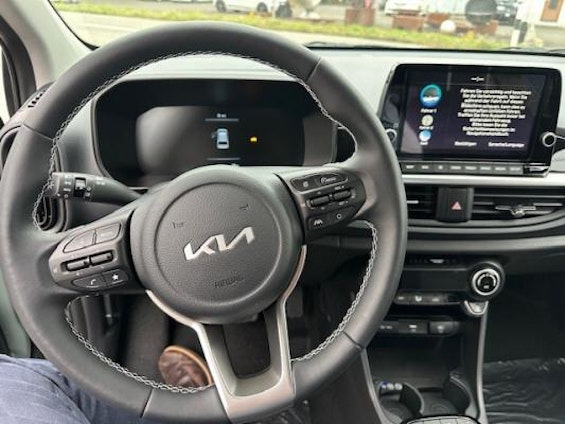 Vehicle image 5 Vehicle image 5