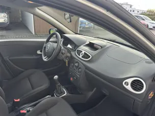 Renault Clio 1.2 16V Yahoo