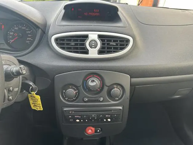 Renault Clio 1.2 16V Yahoo