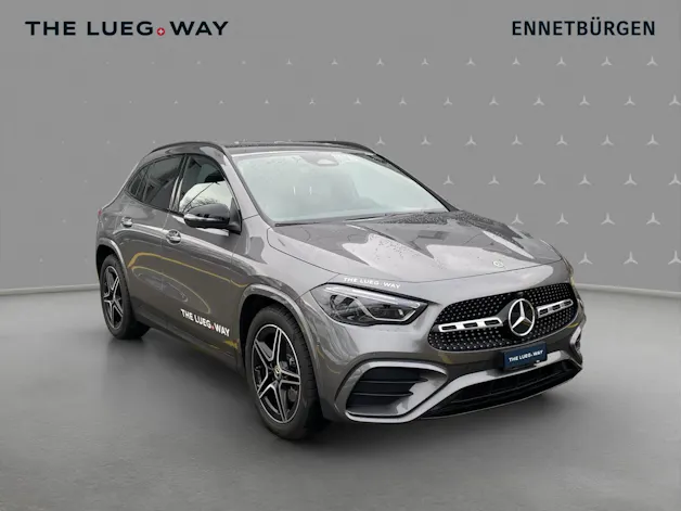 Mercedes-Benz GLA 200 7G-DCT