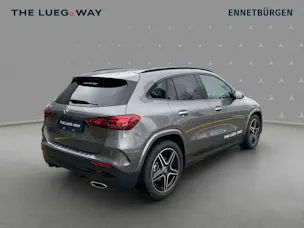 Mercedes-Benz GLA 200 7G-DCT