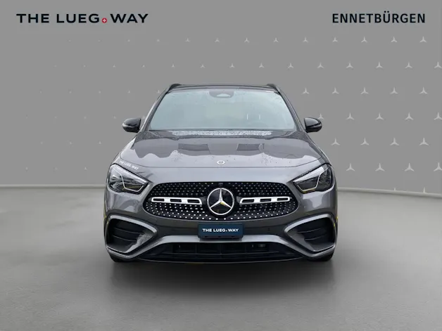 Mercedes-Benz GLA 200 7G-DCT