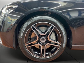 Vehicle image MERCEDES-BENZ E 220 d Swiss Star AMG Line 4matic Kombi