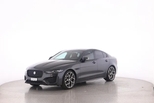 Jaguar XE 2.0 T 300 Sport AWD
