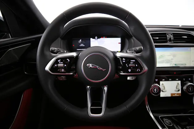 Jaguar XE 2.0 T 300 Sport AWD