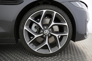 Vehicle image JAGUAR XE 2.0 T 300 Sport AWD