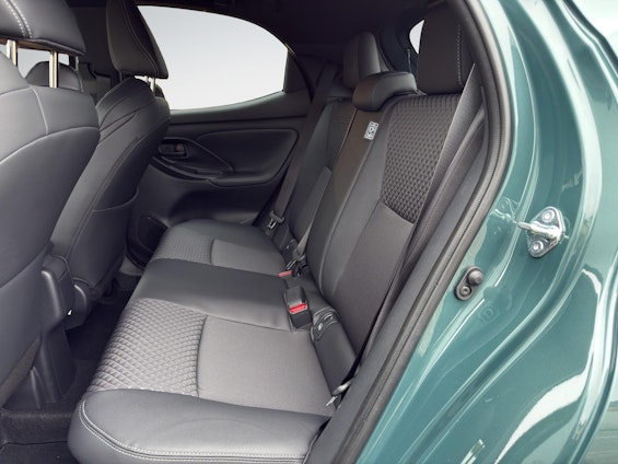 Vehicle image 14 Vehicle image 14