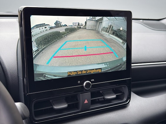 Vehicle image 13 Vehicle image 13